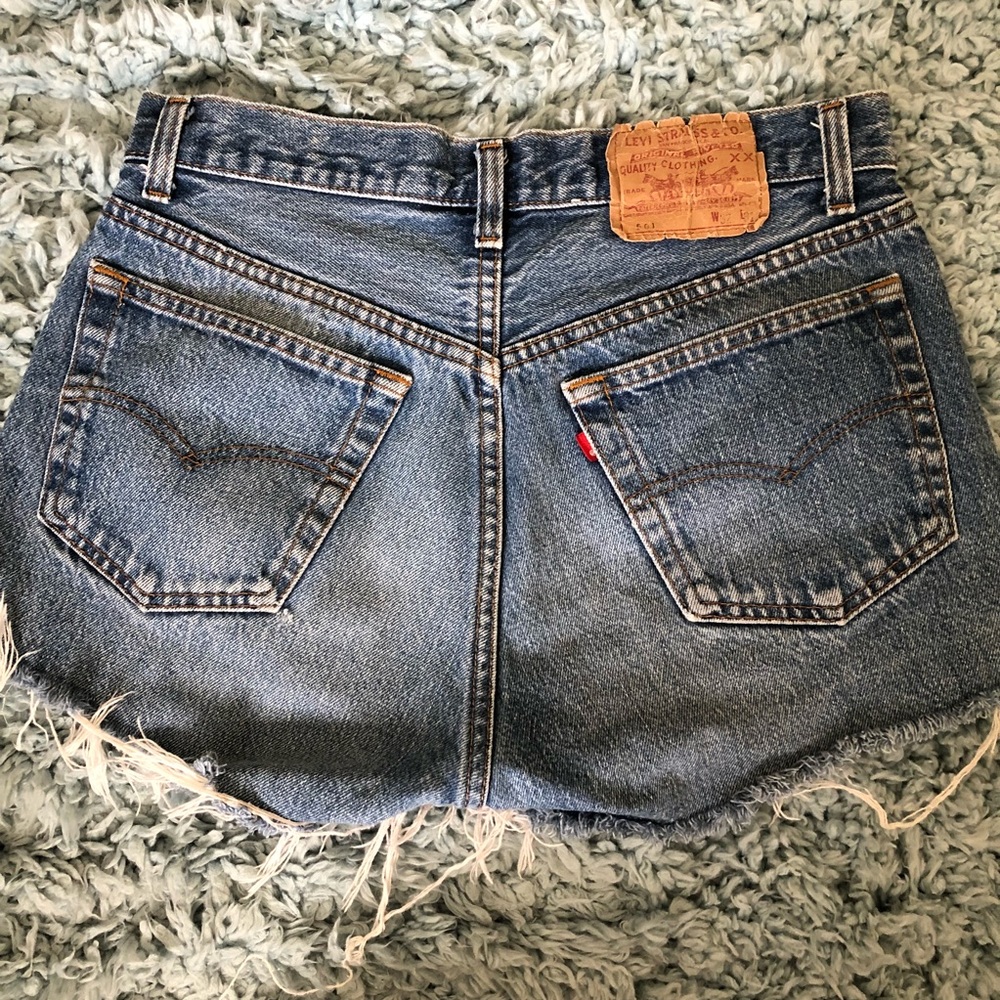 Levi's Vintage 501 Cutoff Jean Shorts - Picture 3 of 7